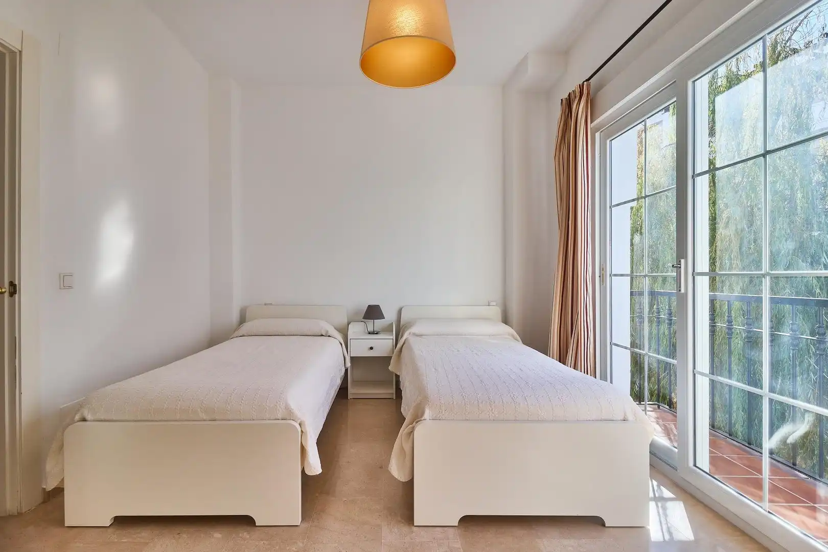 Casa adosada en venta en Buenavista - Lauro Golf