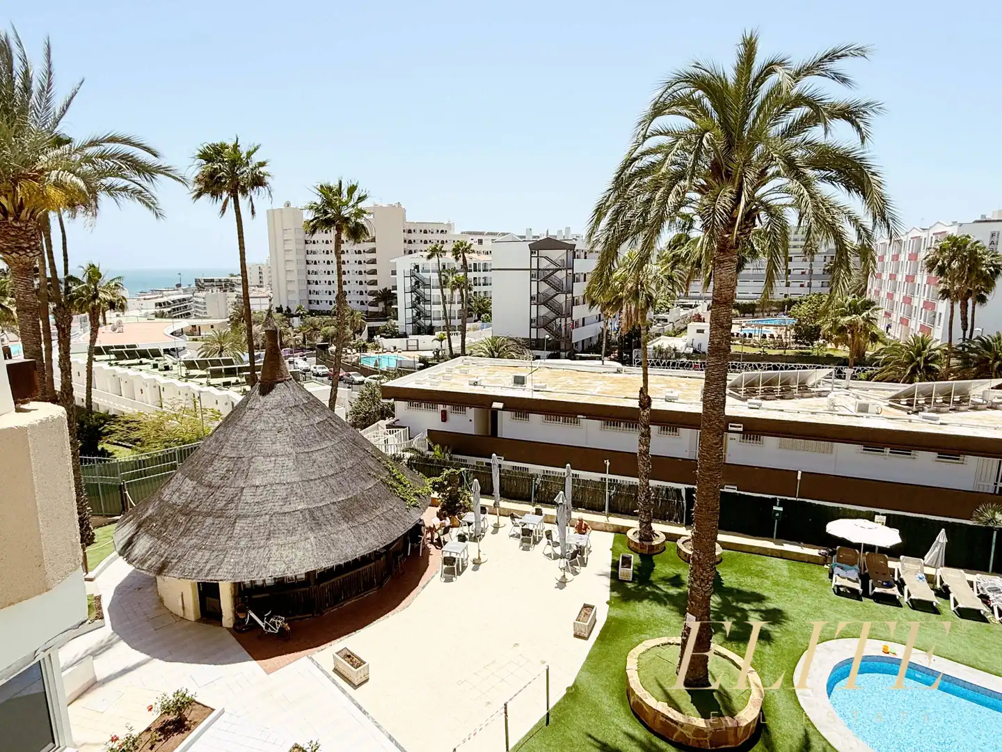 Study for sale in San Bartolomé de Tirajana  with Private garden, Terrace and Furnished