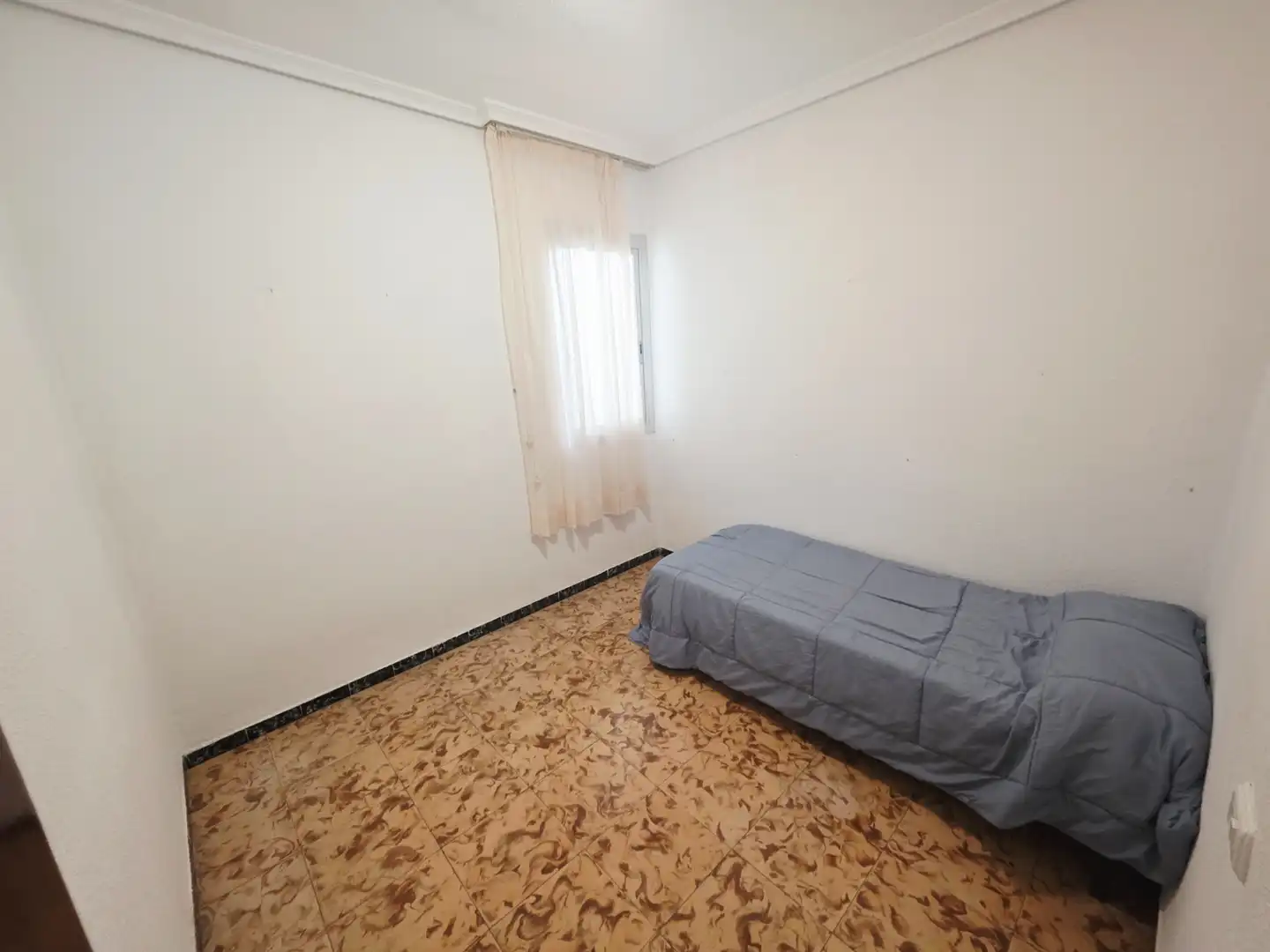 Bedroom of Flat for rent in Vila-real  with Storage room, Furnished and Oven