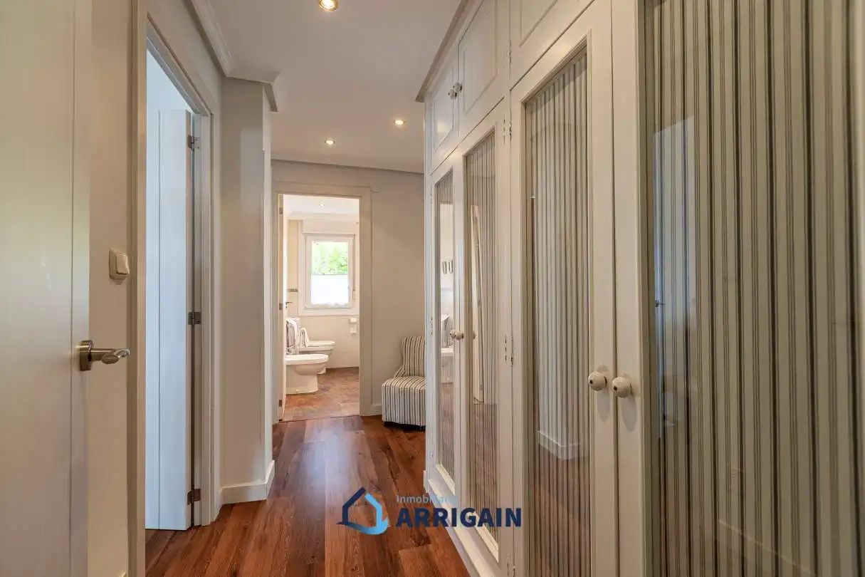 Dúplex en venta en Donostia - San Sebastián  con Calefacción, Jardín privado y Terraza