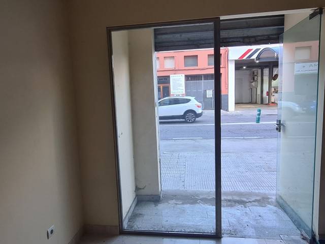 Local comercial en Alquiler en  RONDA DEL CALVARI en Algemesí