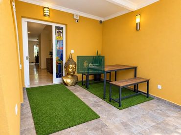 Bungalow con piscina en venta en Avenida Avenida Pintor Pérez Gil 3