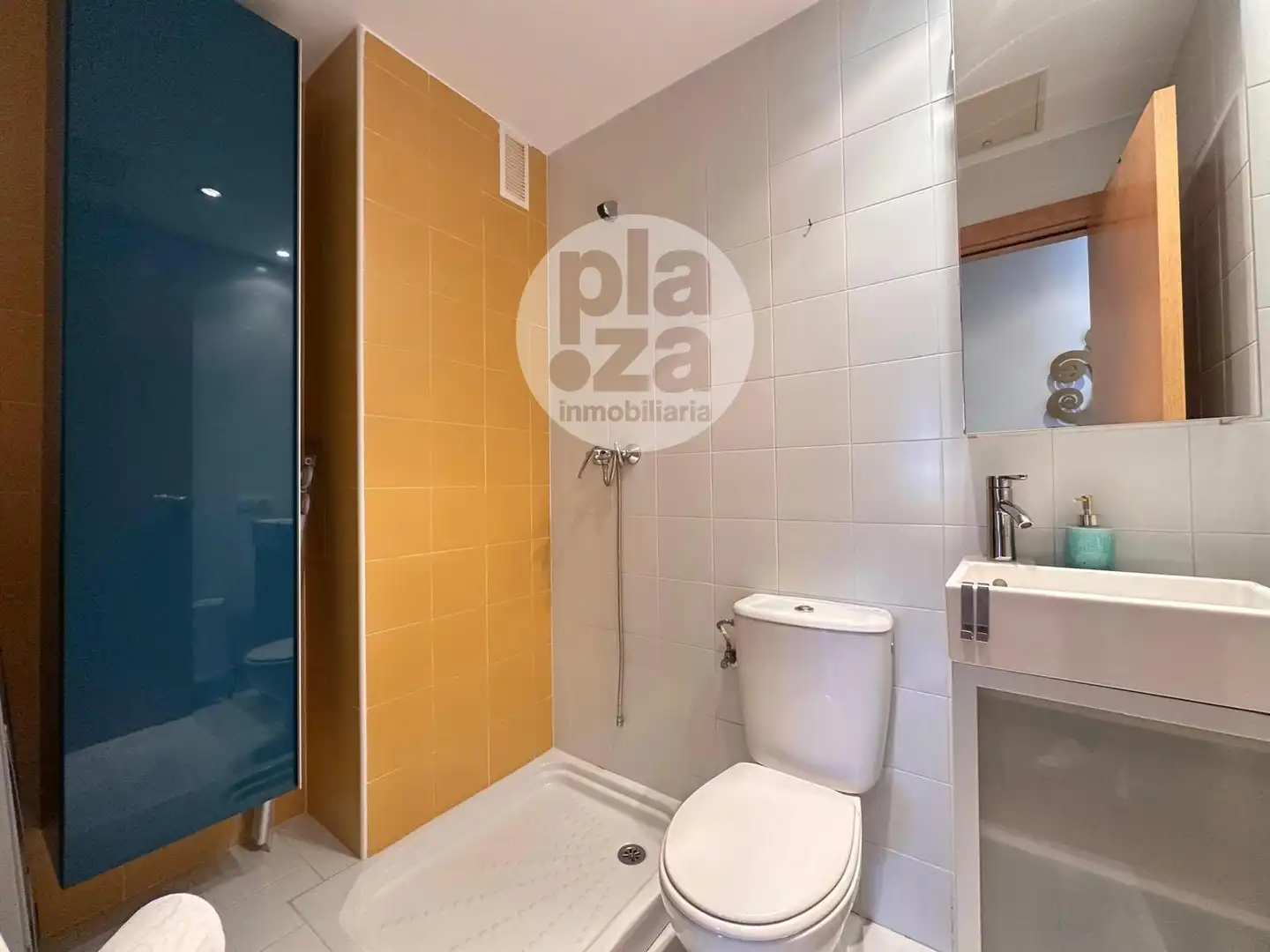Bathroom of Flat for sale in Burgos  with Heating, Storage room and Furnished