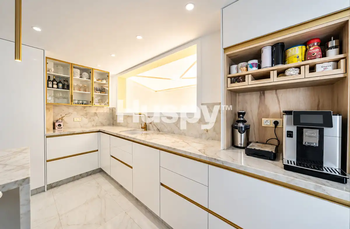 Semi-detached house with terrace for sale in Calle Liverpool, imagen 5