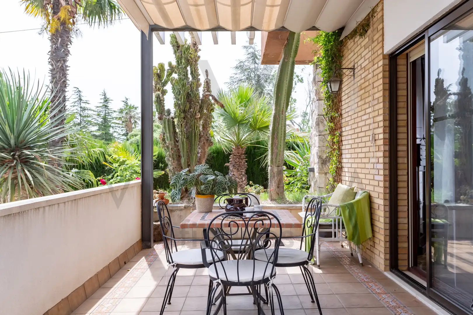Terrassa de Casa o xalet en venda en Valls amb Aire condicionat, Calefacció i Jardí privat