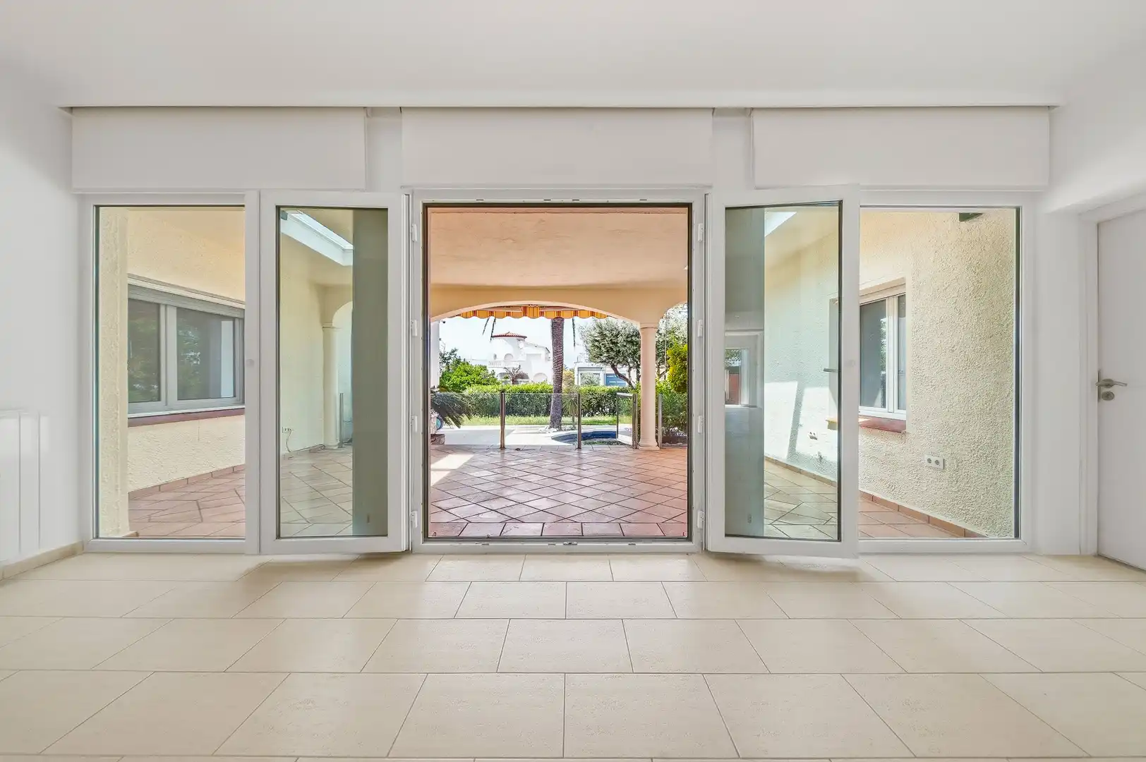 Casa o chalet en venta en Empuriabrava con Aire acondicionado, Jardín privado y Terraza