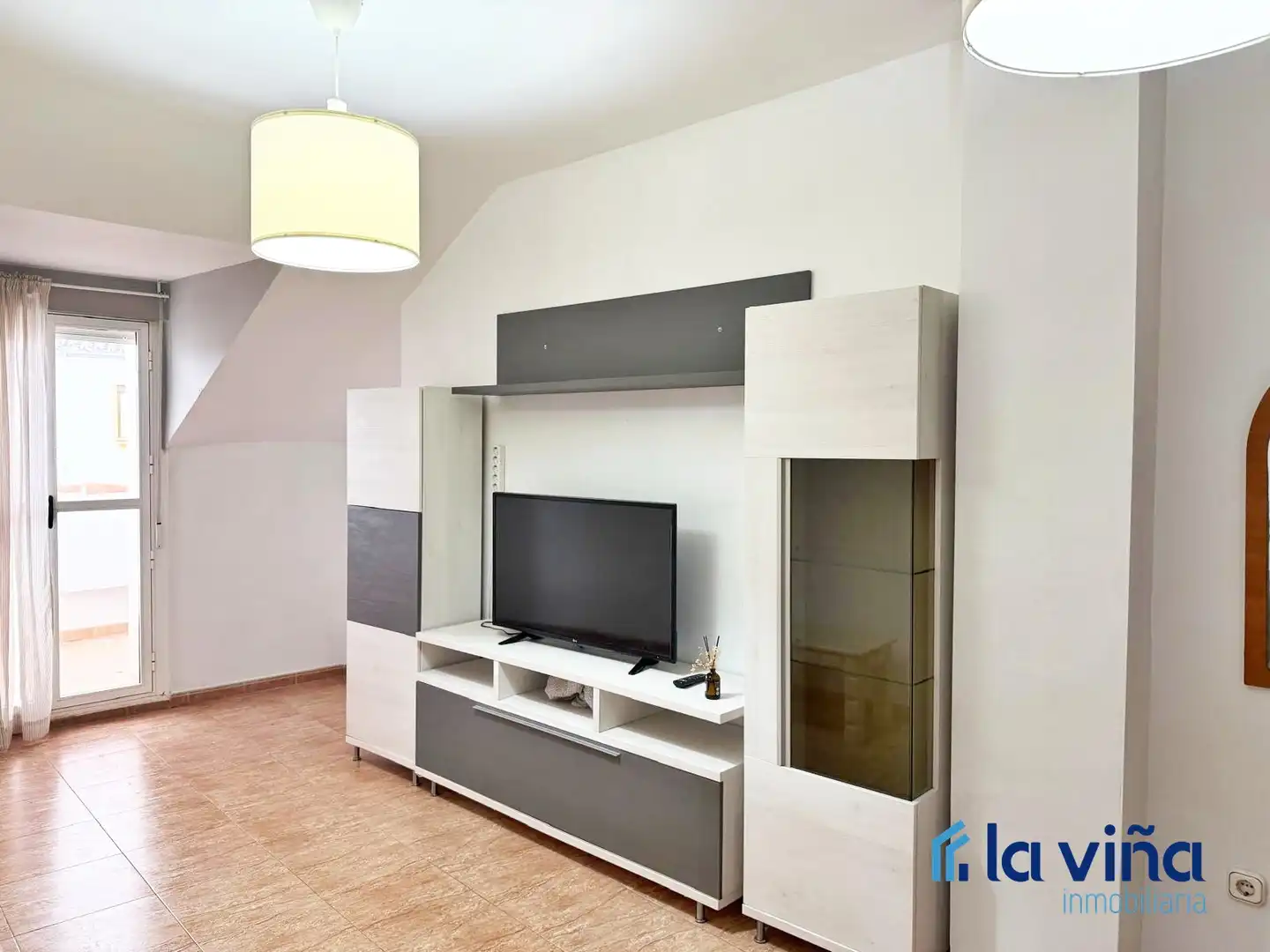 Living room of Attic for sale in Alameda  with Air Conditioner, Heating and Furnished
