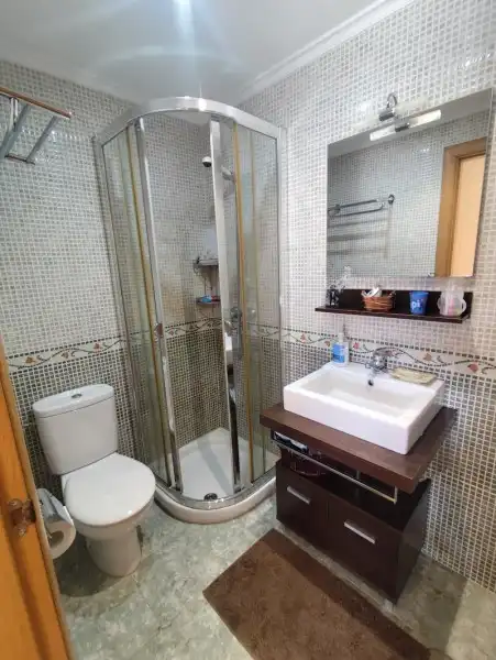 Baño de Piso en venta en Pravia con Calefacción