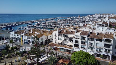 Foto 3 de Apartamento en venta en Puerto Banús, Marbella