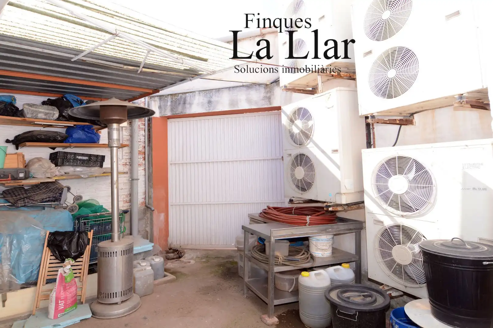 Commercial properties for sale in d'Ernest Lluch, Torrent Ballester