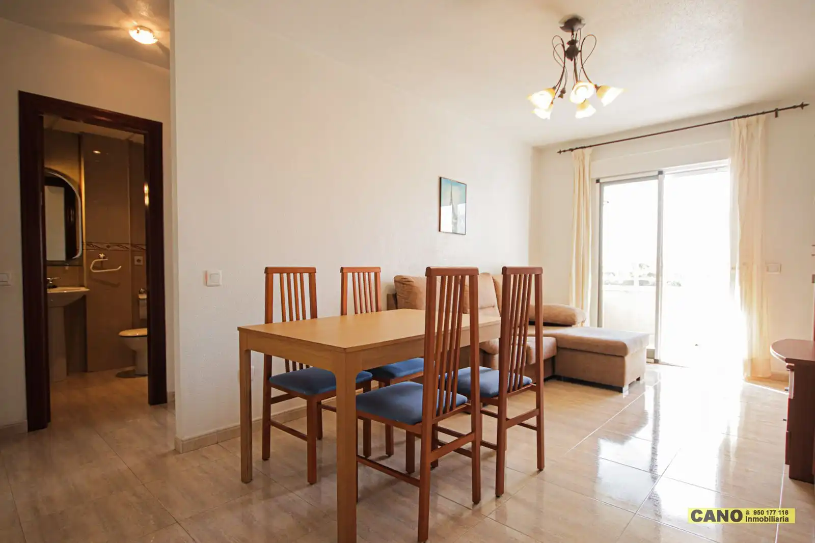 Wohnung zum Verkauf in Campamento, Huércal de Almería