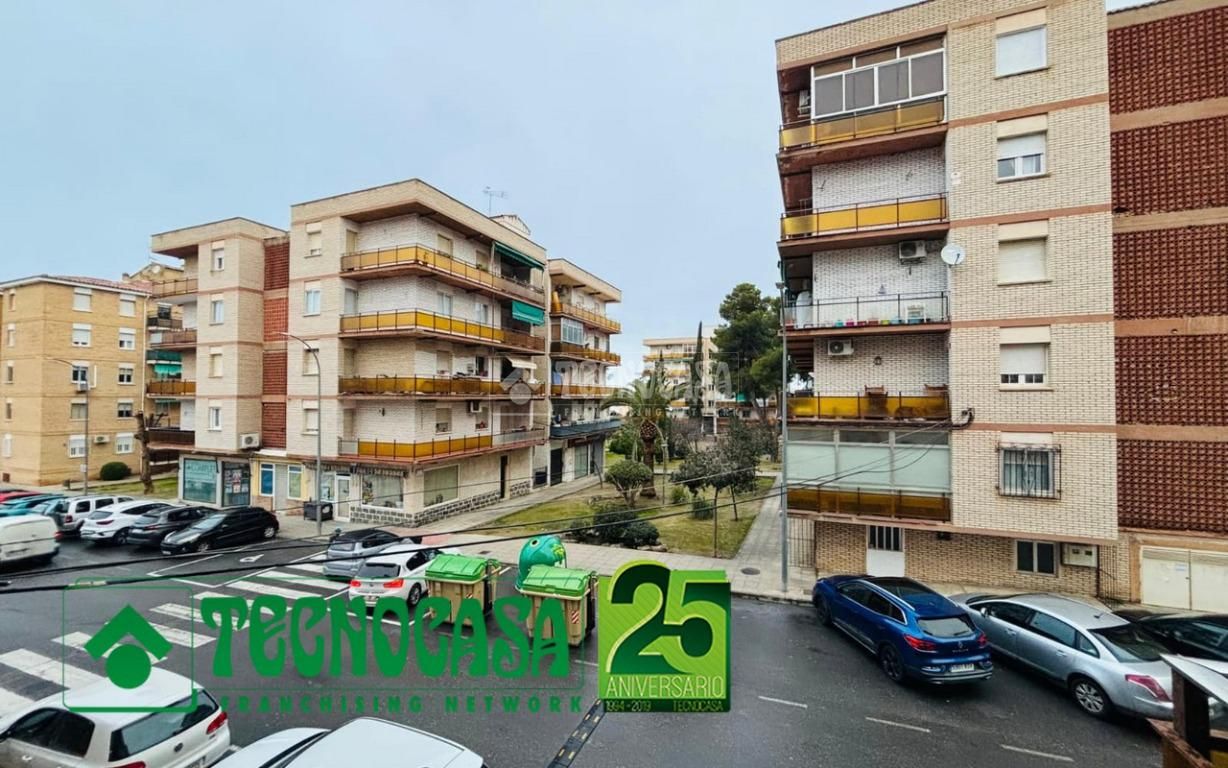 Vista exterior de Piso en venta en Argés con Calefacción y Terraza
