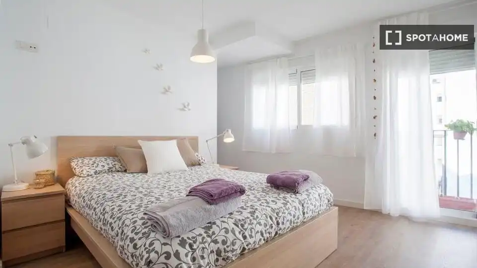 Piso con terraza en alquiler en Ciutat Vella, imagen 15