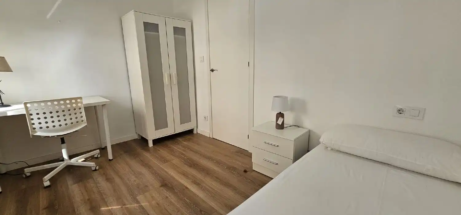 Habitación de Piso en venta en A Coruña Capital  con Amueblado