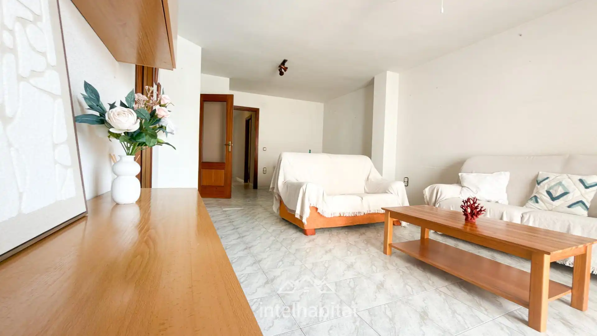 Sala d'estar de Pis en venda en Sagunto / Sagunt amb Balcó i Piscina comunitària