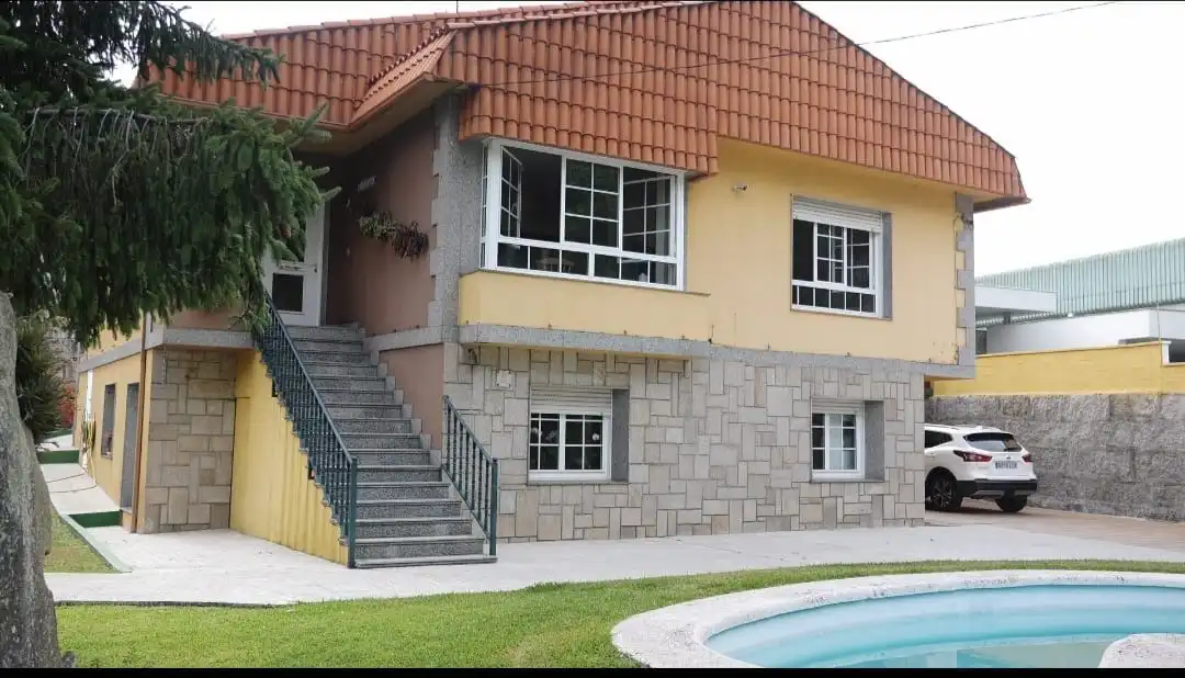 Villa avec piscine à vendre à Vilagarcía, imagen 4