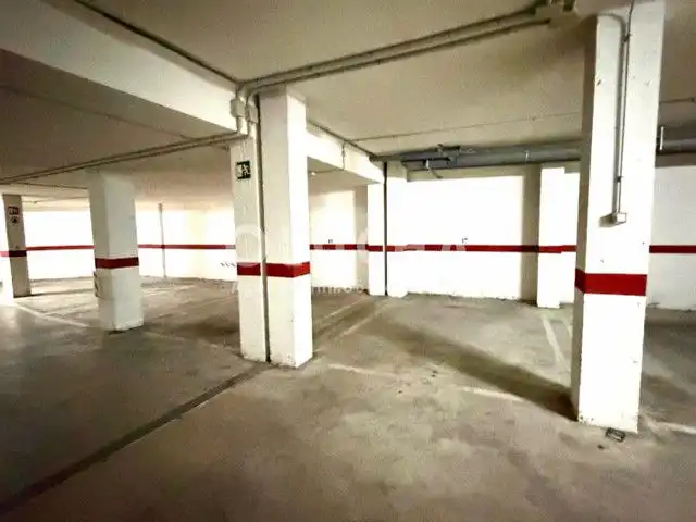Parking to rent in Onda
