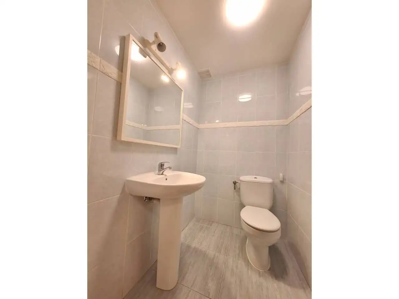 Bathroom of Flat for sale in Humanes de Madrid  with Heating