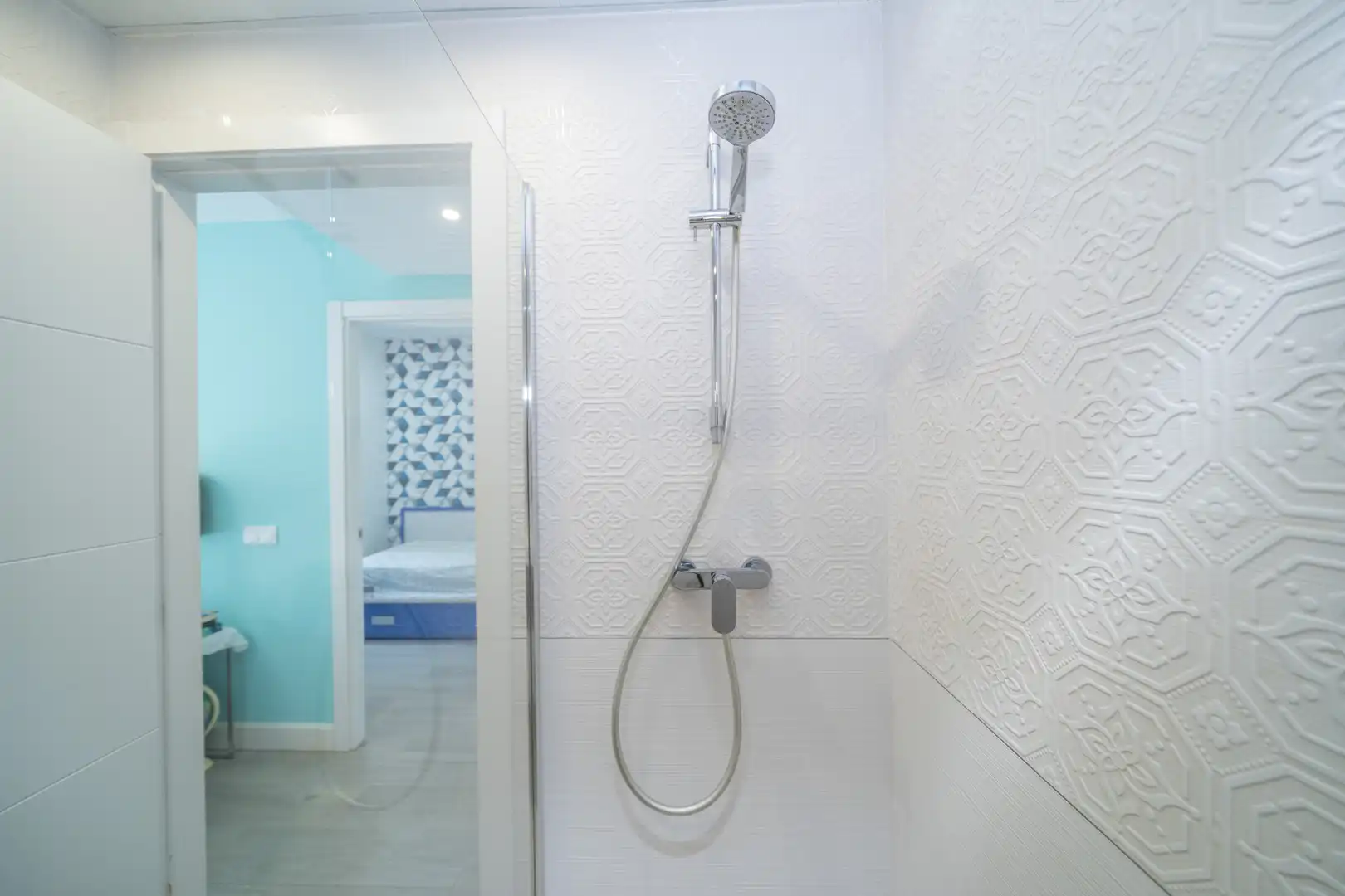 Badezimmer von Dachboden zum Verkauf in Calella mit Klimaanlage, Terrasse und Schwimmbad
