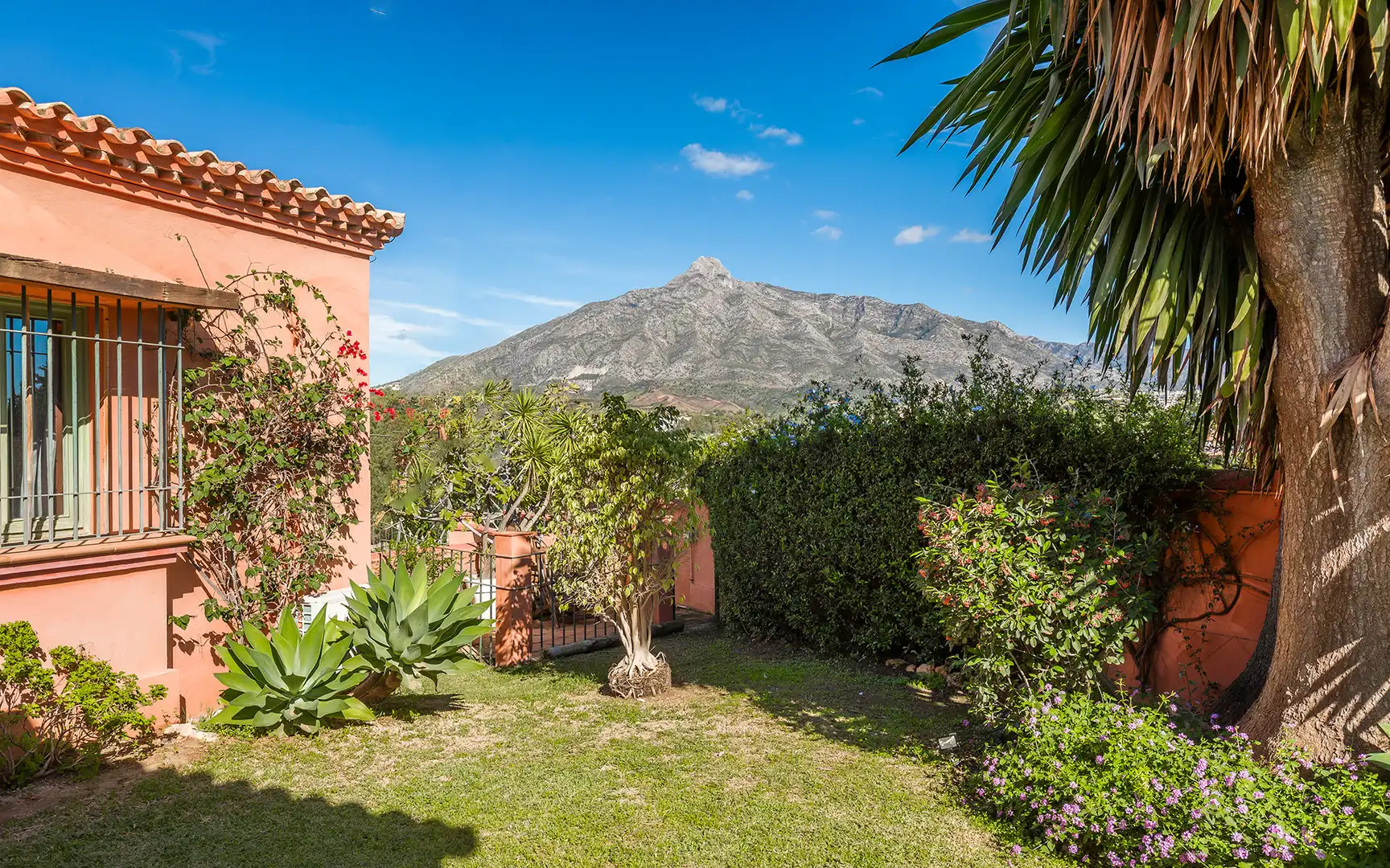 House with pool for sale in Nueva Andalucía, imagen 26