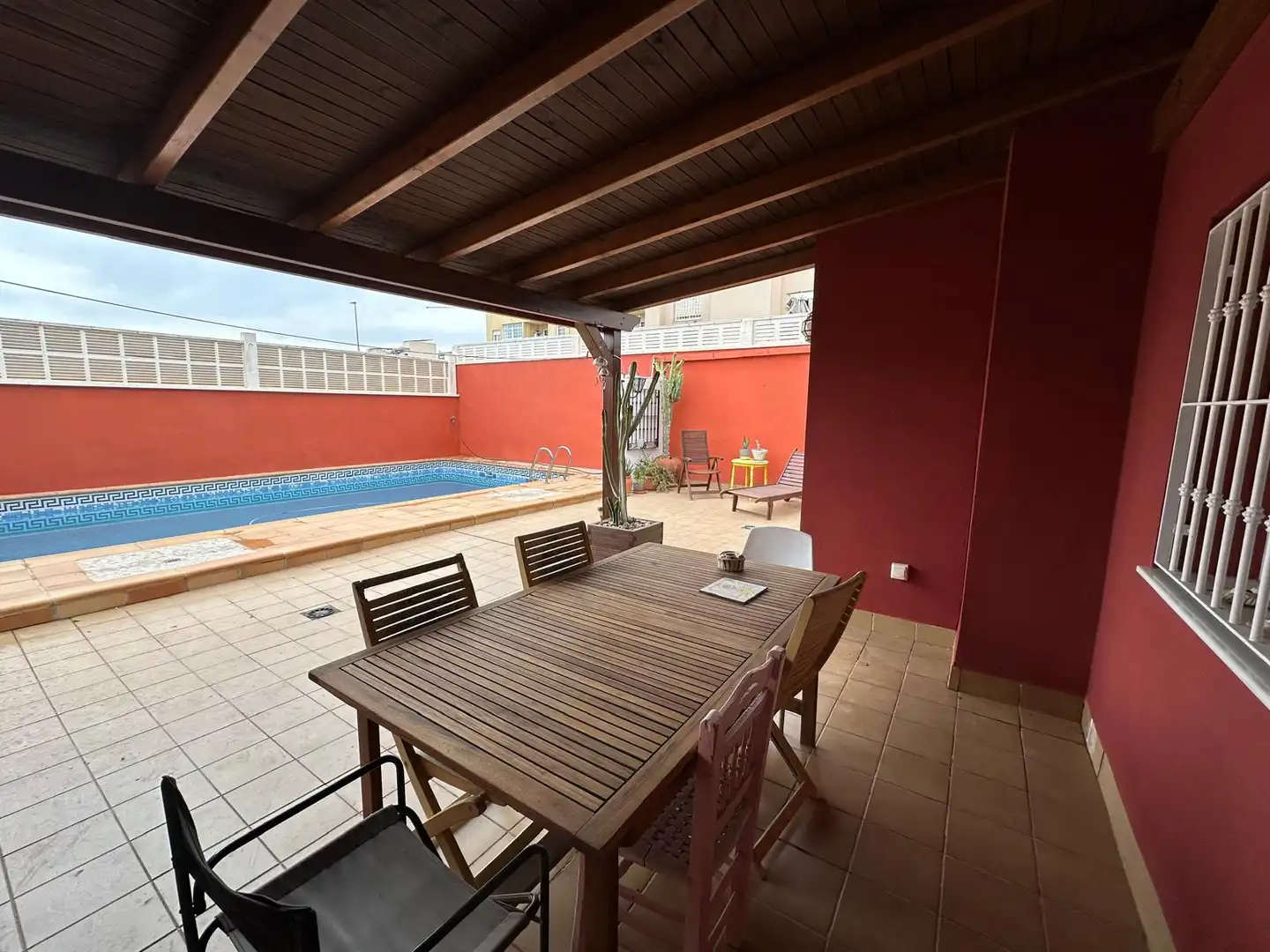 Terrassa de Casa o xalet en venda en Roquetas de Mar amb Aire condicionat, Calefacció i Jardí privat