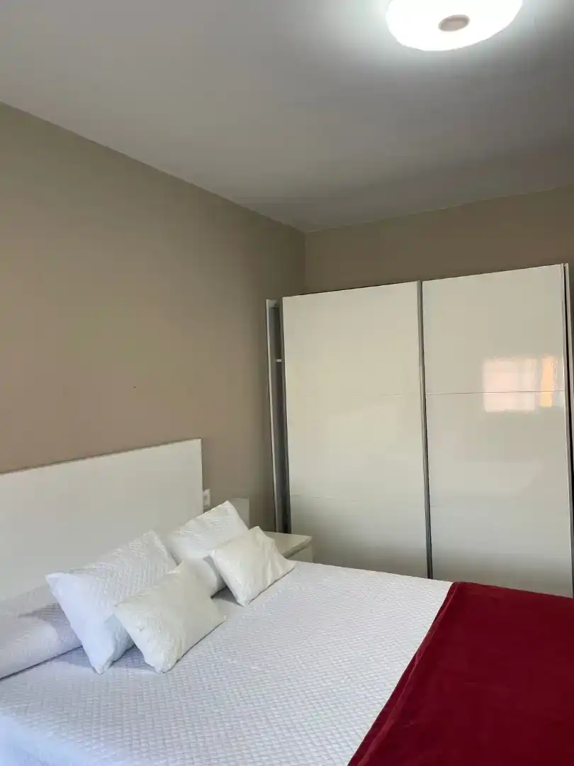 Bedroom of Houses for rent in Vilagarcía de Arousa  with Parquet flooring, Furnished and Oven