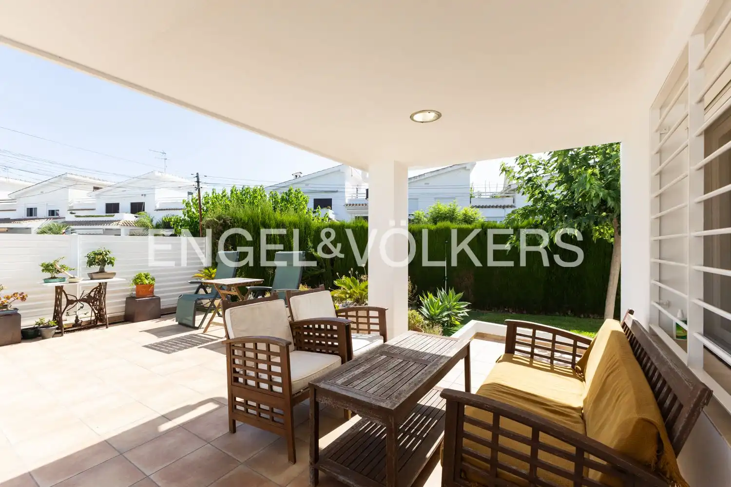 Terraza de Casa o chalet en venta en Benicasim / Benicàssim con Aire acondicionado, Calefacción y Jardín privado