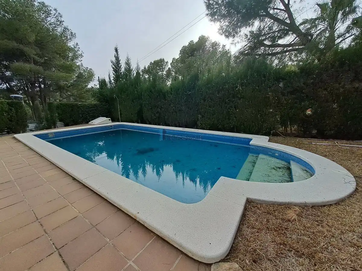Piscina de Casa o chalet en venta en Benicasim / Benicàssim con Jardín privado, Terraza y Piscina