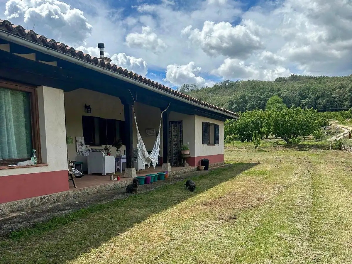 Jardí de Casa o xalet en venda en Cuacos de Yuste amb Calefacció, Jardí privat i Terrassa