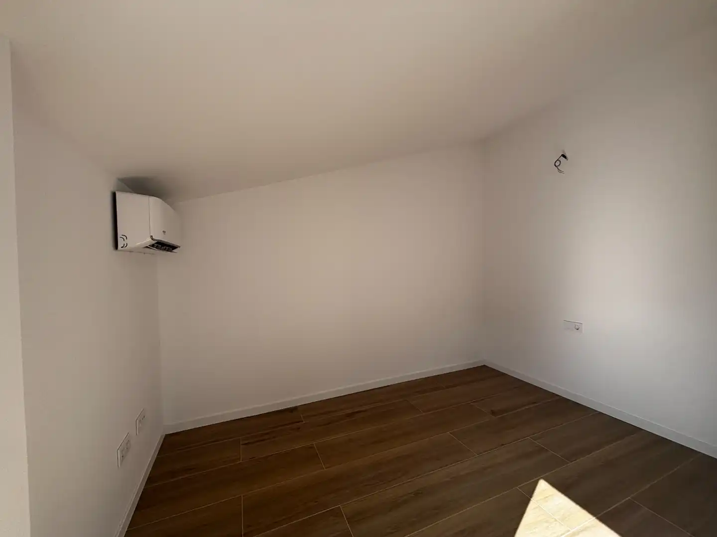 Dúplex con balcón en venta en Carrer de Linné 5, imagen 24