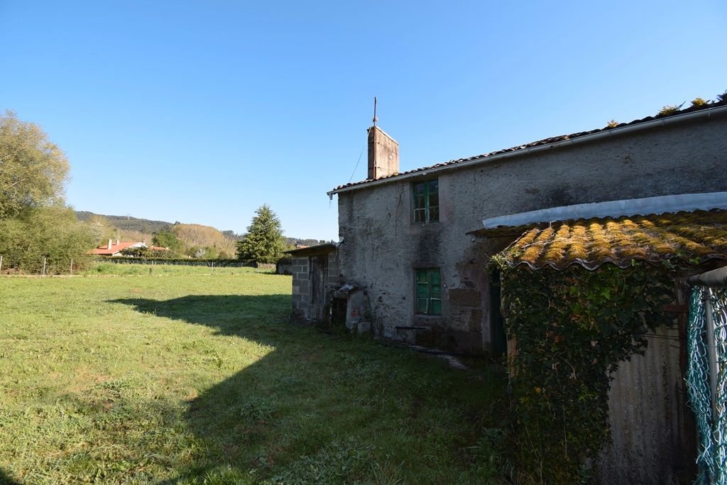 Außenansicht von Country house zum verkauf in Carral