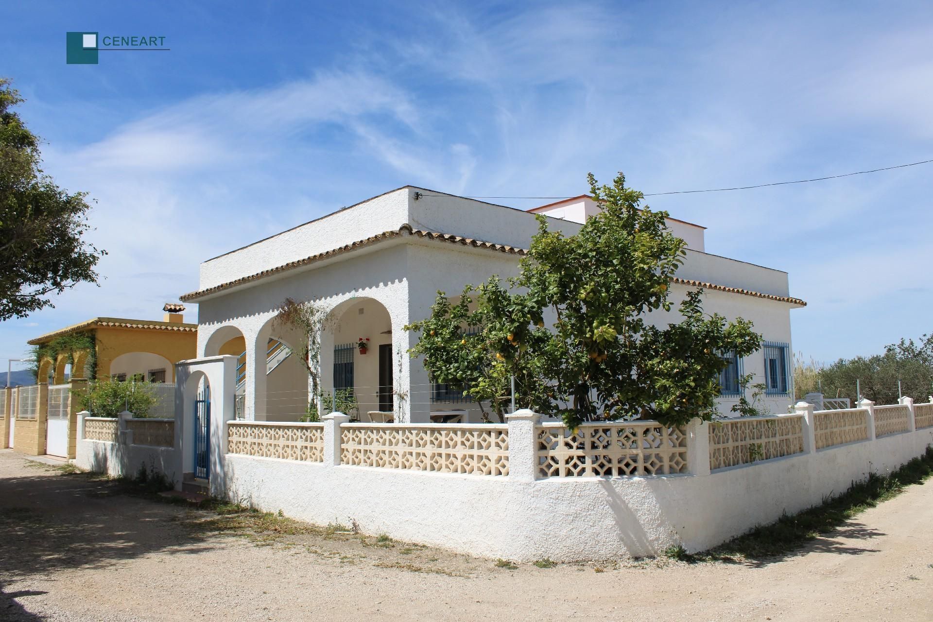 Exterior view of House or chalet to rent in Oliva  with Air Conditioner, Heating and Private garden