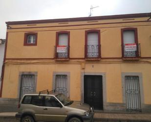 Vista exterior de Casa o xalet en venda en Monterrubio de la Serena