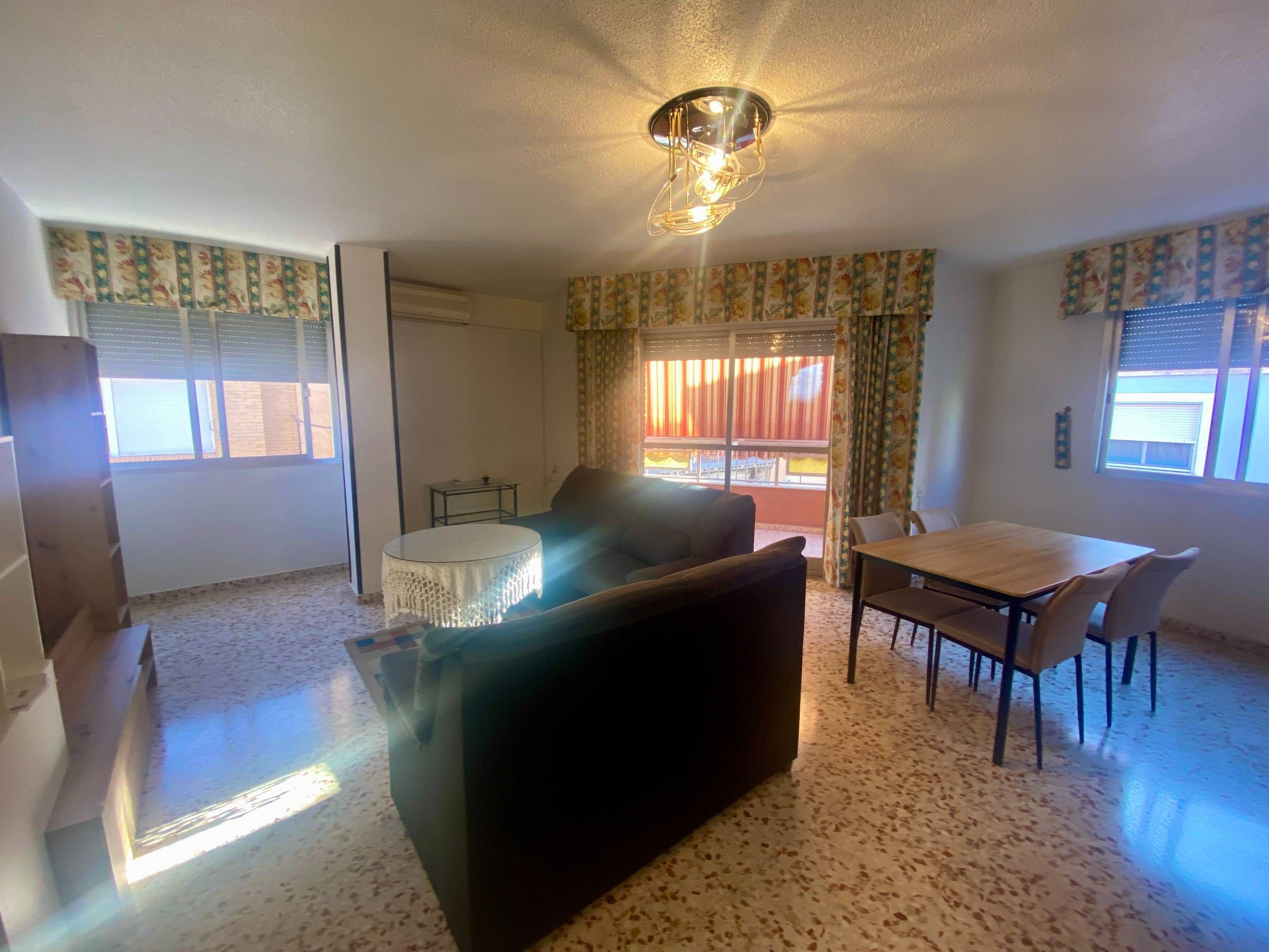 Sala de estar de Piso en venta en Alcantarilla con Terraza, Amueblado y Balcón