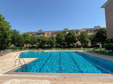 Apartment mit Pool zur Miete in Avenida de Europa