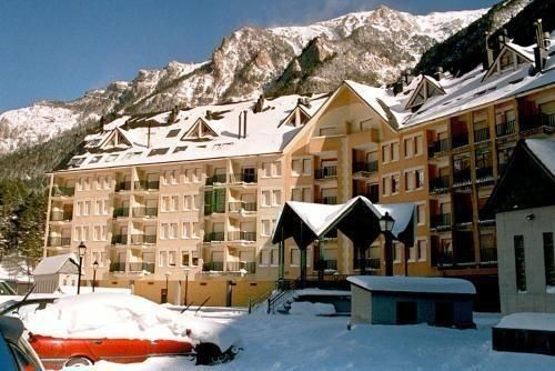 Exterior view of Flat for sale in Canfranc  with Heating, Parquet flooring and Terrace
