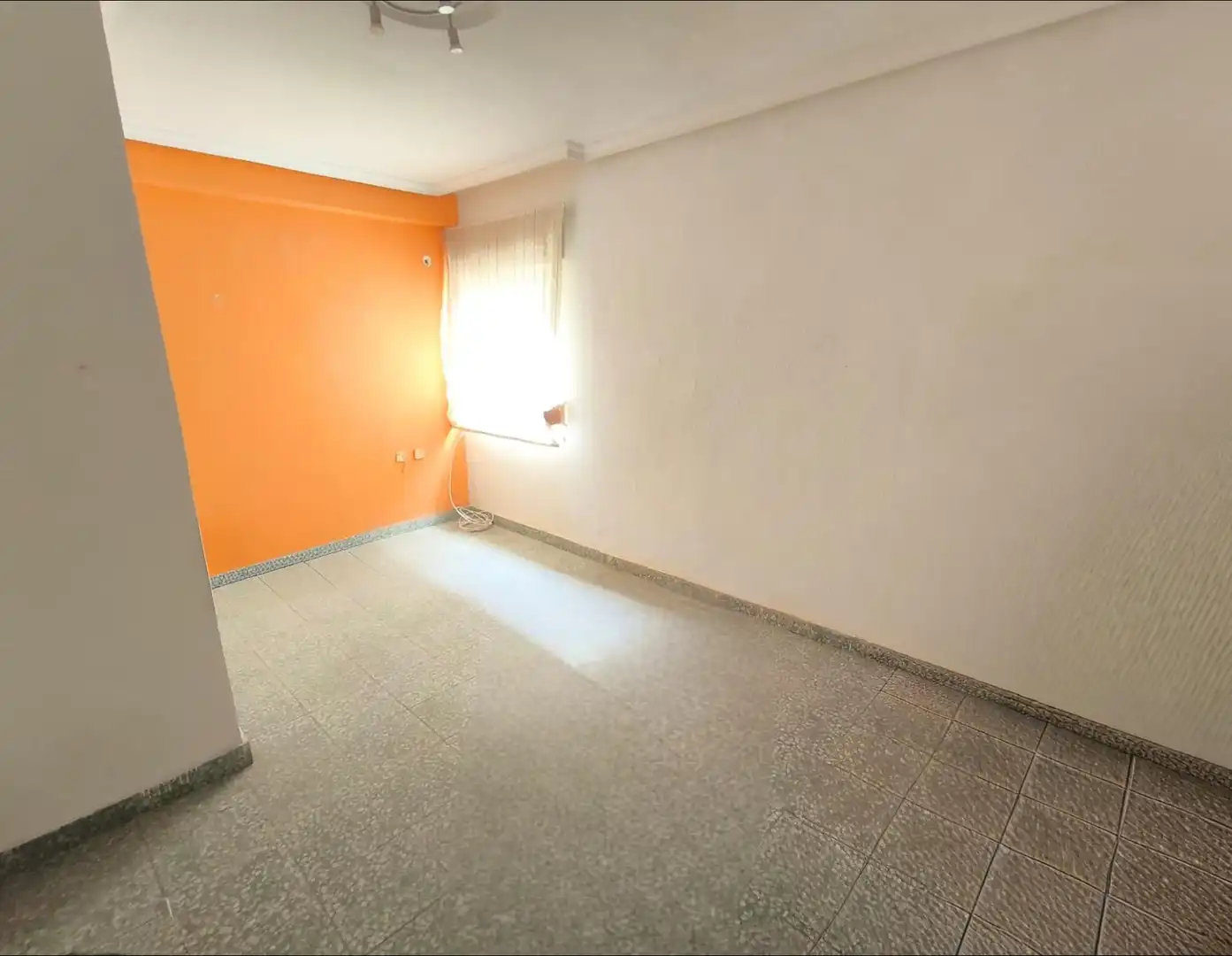 Habitación de Piso en venta en La Unión con Terraza, Trastero y Balcón