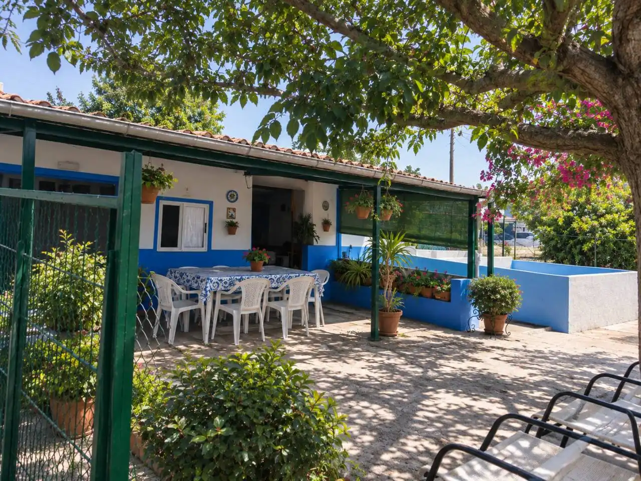 Villa mit Pool zum Verkauf in Oeste