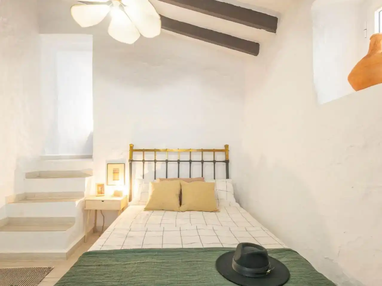 Bedroom of Detached homes for rent in Moclinejo