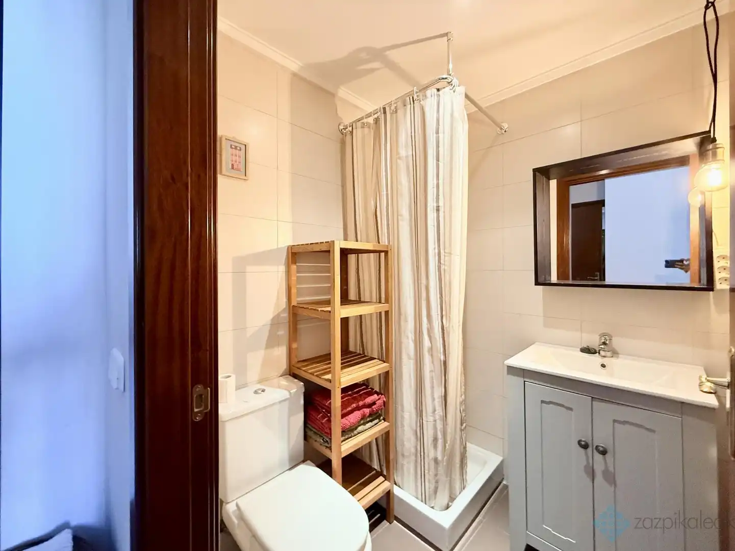 Bathroom of Flat for share in Bilbao   with Furnished
