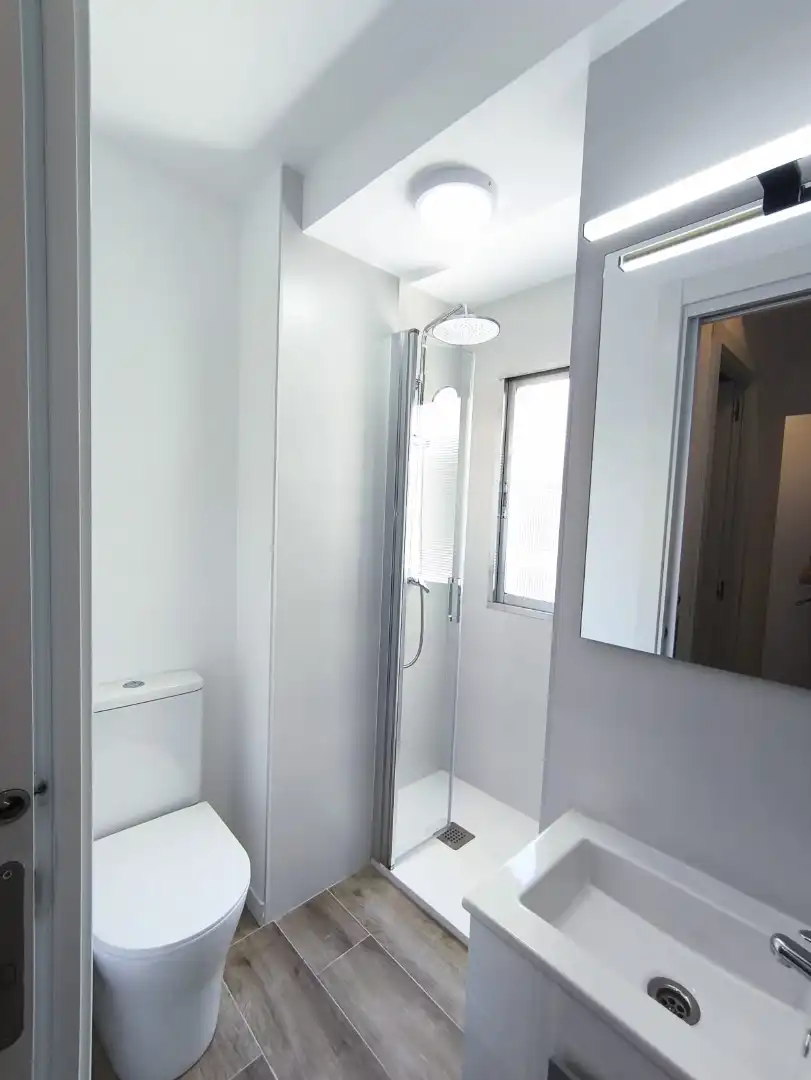 Baño de Piso para compartir en Madrid con Calefacción, Terraza y Amueblado