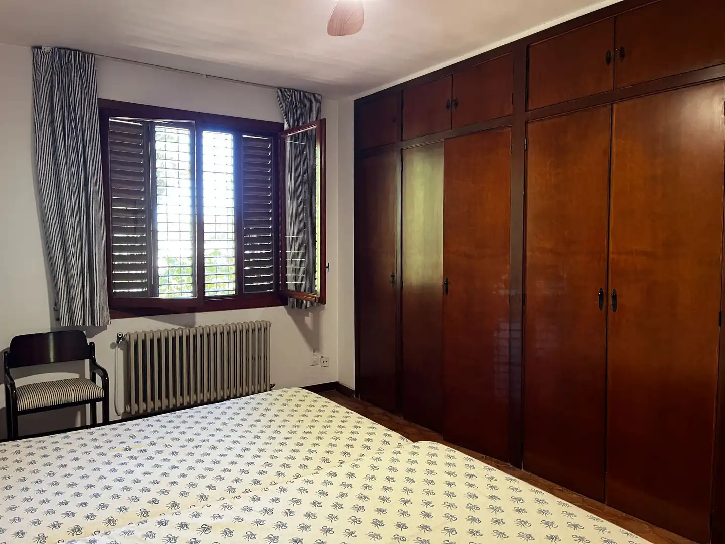 Dormitori de Casa o xalet en venda en Ontinyent amb Calefacció, Jardí privat i Traster