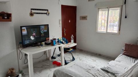 Foto 4 de Piso en venta en Plaza de Villalobos, Santa Isabel,  Jaén Capital