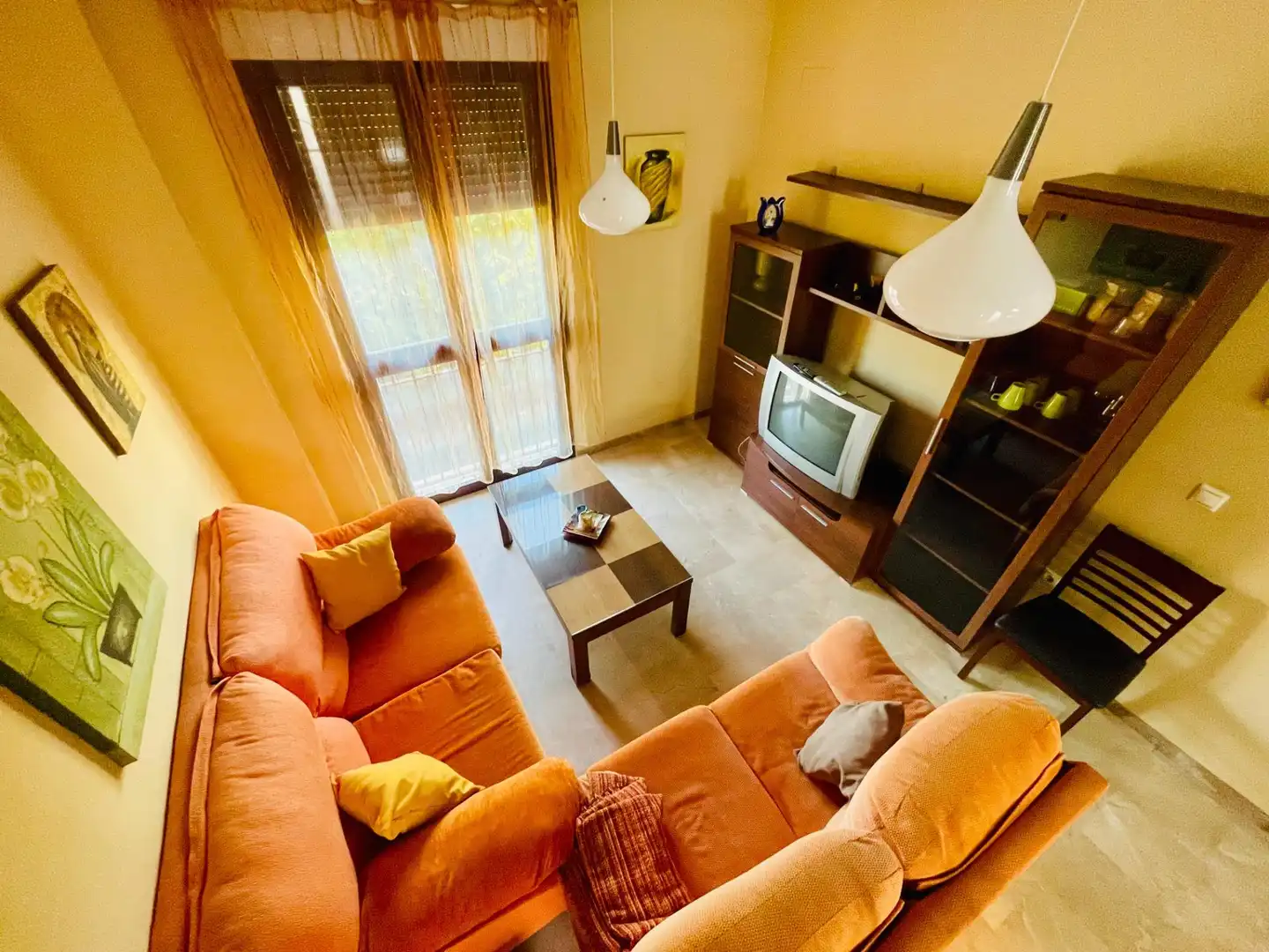 Sala d'estar de Dúplex en venda en Córdoba amb Calefacció, Terrassa i Balcó