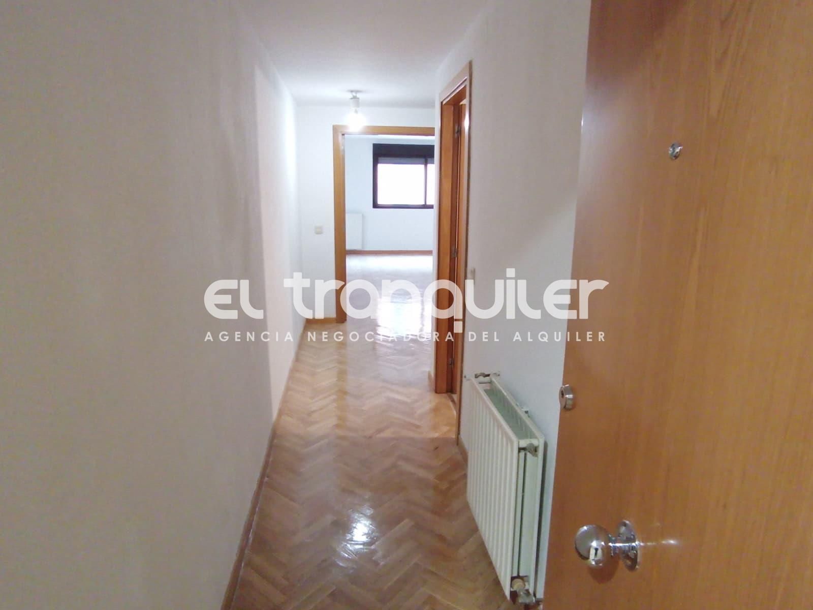 Pis de lloguer en  Madrid Capital amb Parquet, Piscina i Rentadora