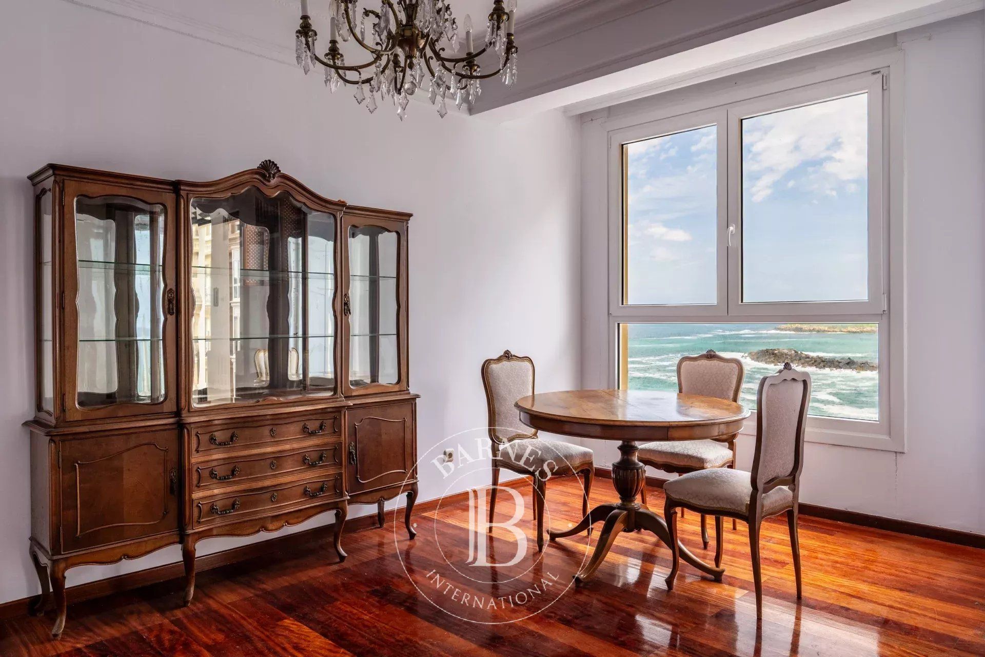 Comedor de Piso en venta en Donostia - San Sebastián  con Calefacción y Trastero