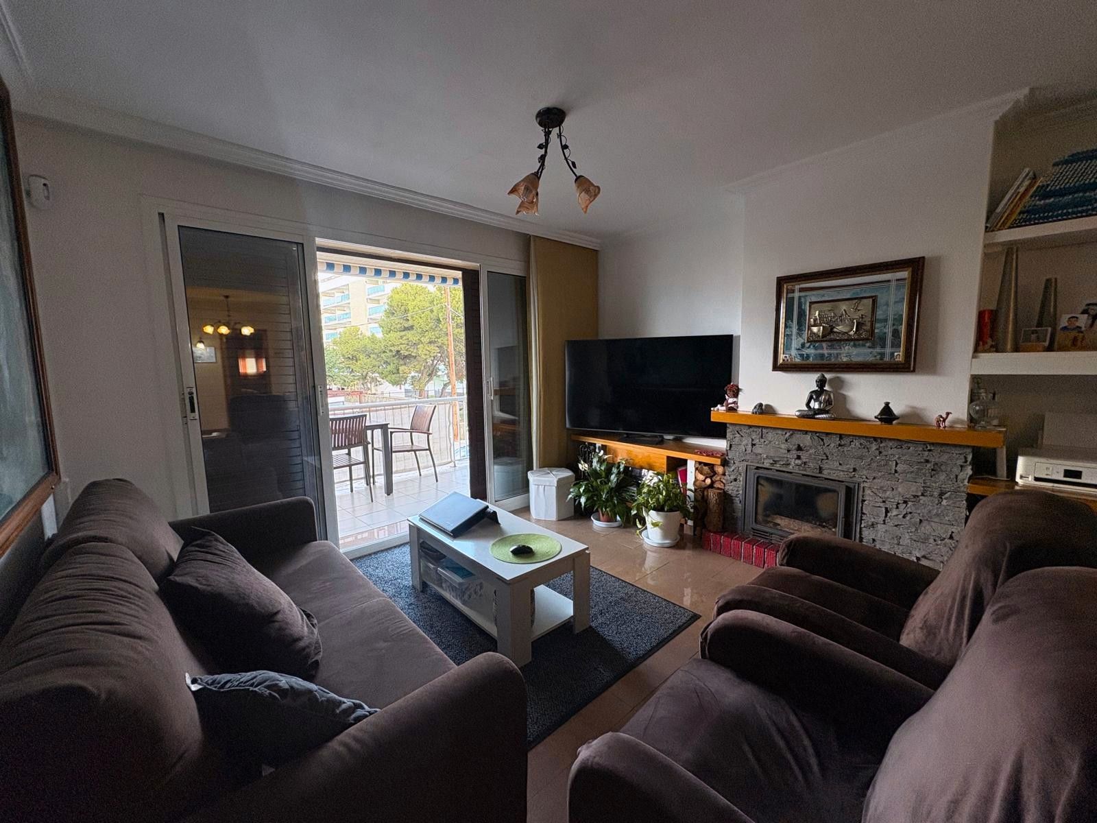 Living room of Flat for sale in Salou  with Air Conditioner, Heating and Parquet flooring