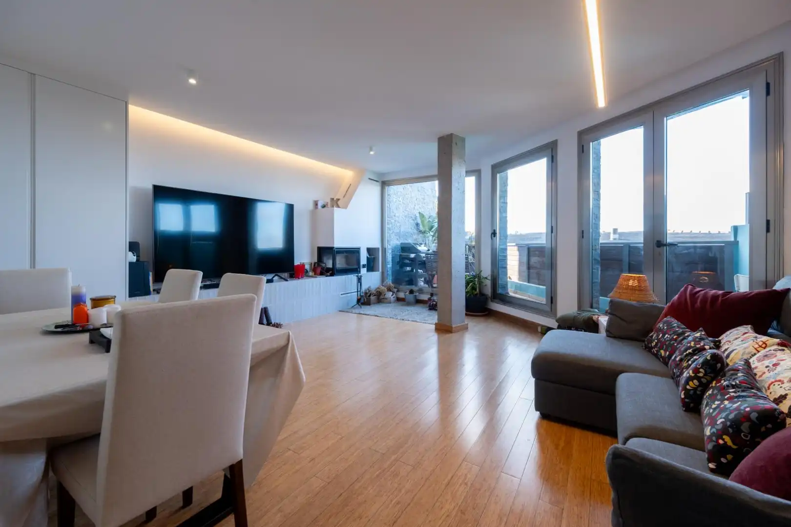 Living room of Detached homes for sale in Santa Brígida  with Terrace and Alarm