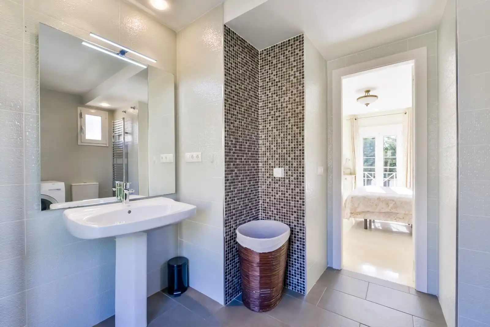 Villa con piscina in vendita a Golf Bahía, imagen 41