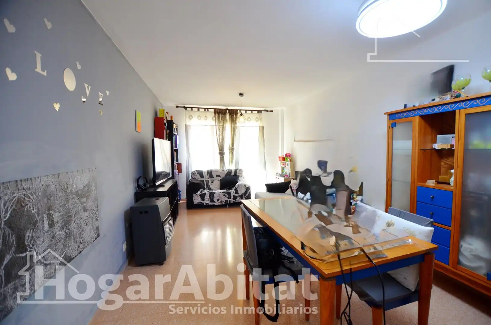 Sala de estar de Piso en venta en Alicante / Alacant con Calefacción, Trastero y Amueblado